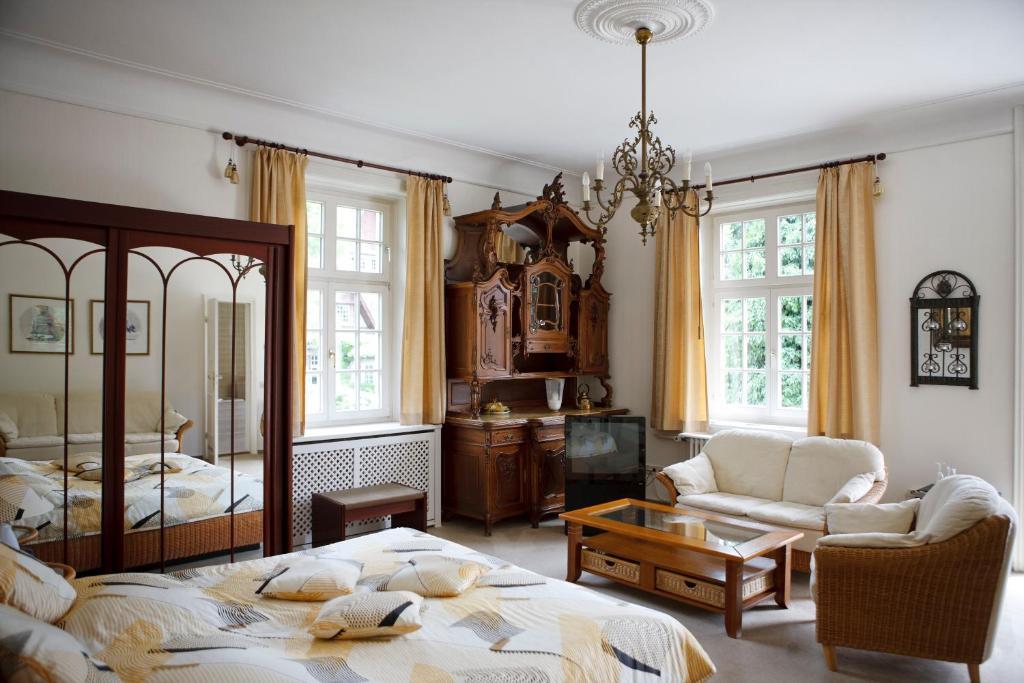 Hotel Park Villa Heilbronn Rum bild