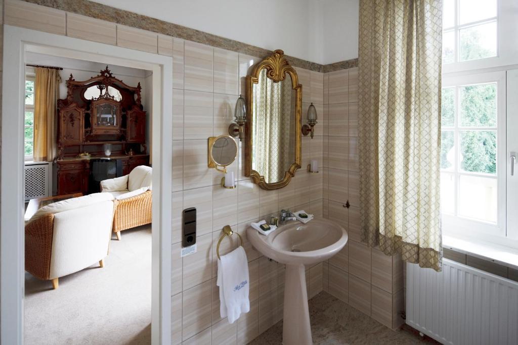 Hotel Park Villa Heilbronn Rum bild